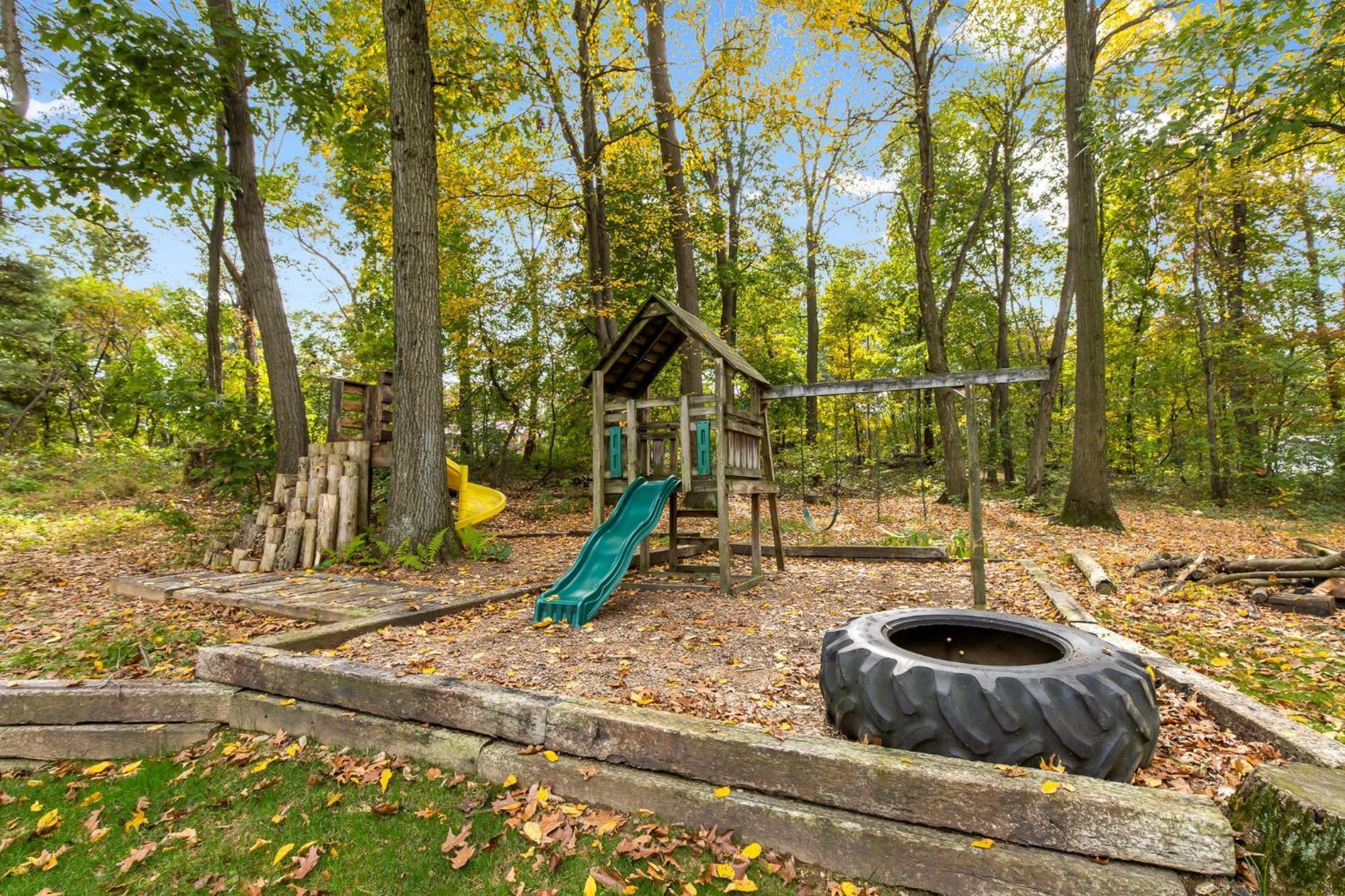 5 Bd W Hottub - Mins To Hunting Hiking & Fishing Apartment New Providence Exterior photo