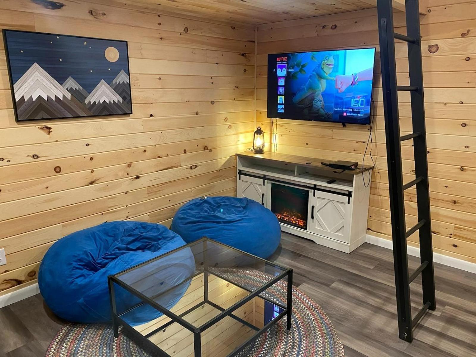 5 Bd W Hottub - Mins To Hunting Hiking & Fishing Apartment New Providence Exterior photo